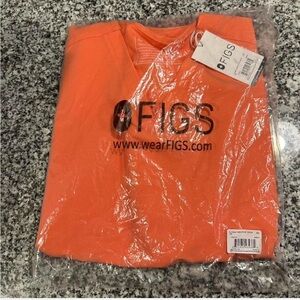 FIGS scrub top